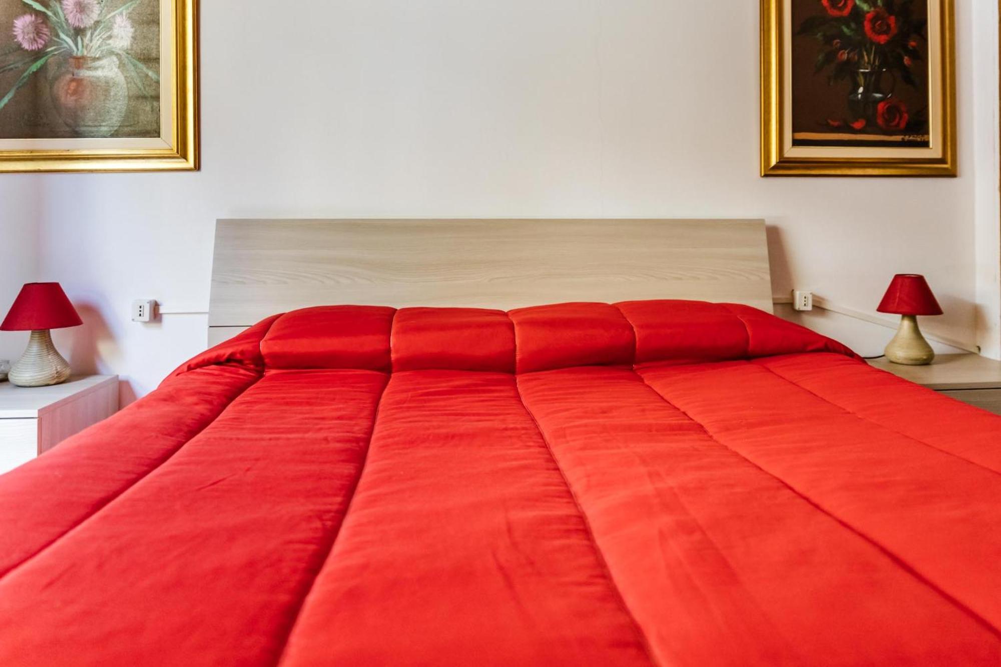 Cozy Castello Daire Manerba del Garda Dış mekan fotoğraf
