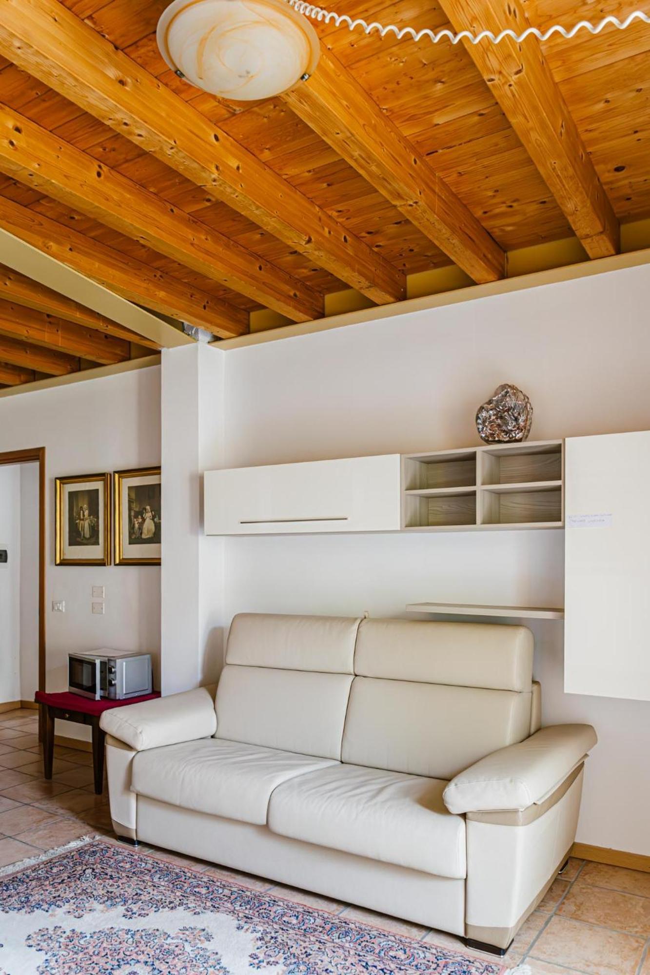 Cozy Castello Daire Manerba del Garda Dış mekan fotoğraf